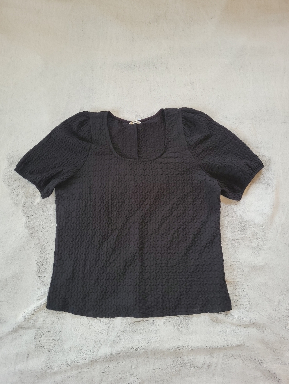 Maurices Womens Size 0X Black Gauzy Textured Short Sleeve Shirt Top NWOT